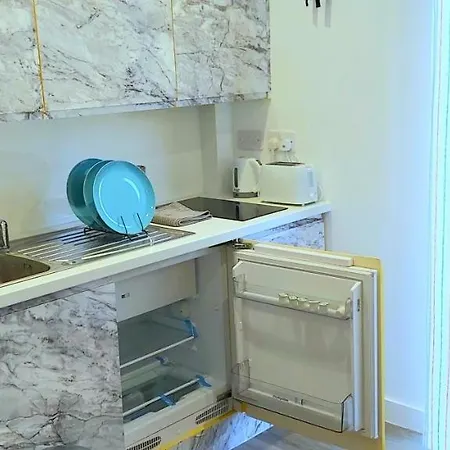 Great - Netflix, Wifi, Digital Tv Apartment *